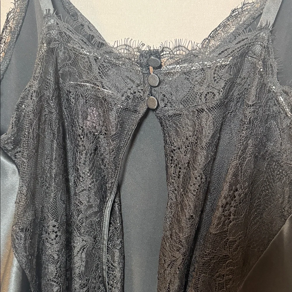 Victoria’s Secret Black Satin Lace Chain Strap Cami Tank Top Size L‎
